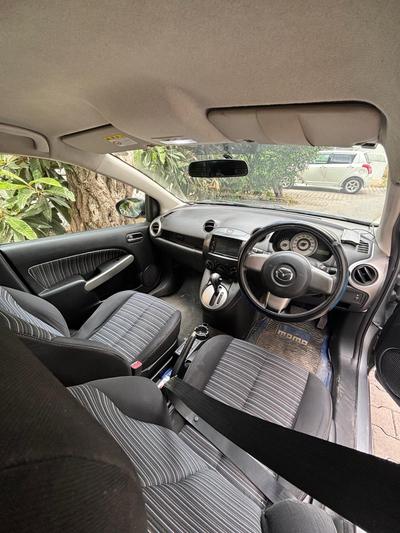 Mazda Demio — 5