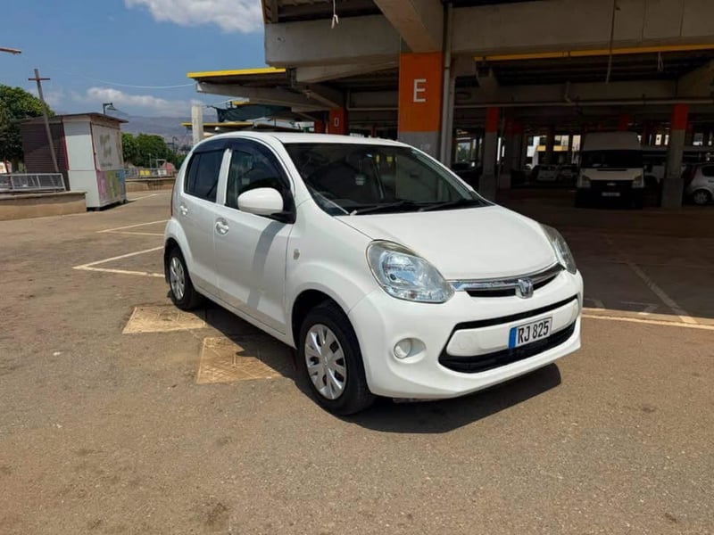 Toyota Passo — 2