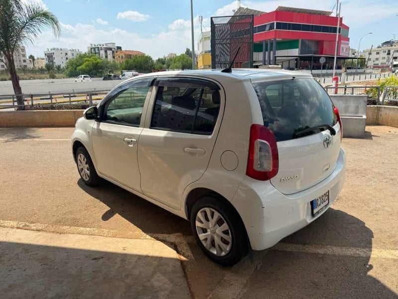 Toyota Passo — 4