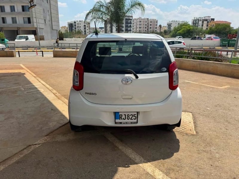 Toyota Passo — 6