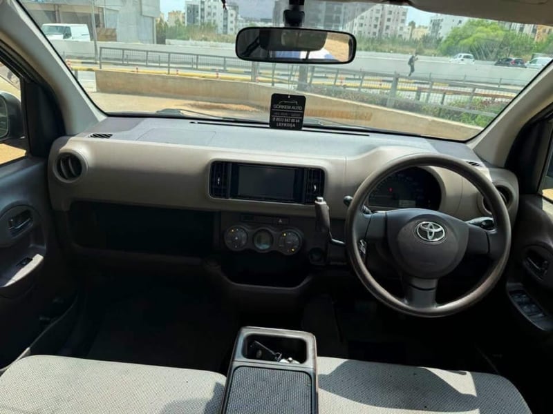 Toyota Passo — 9