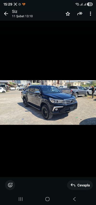 Toyota Hilux — 2