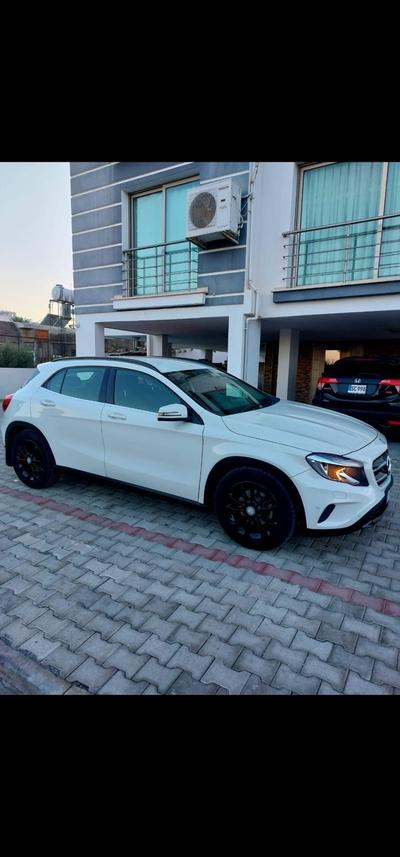 2015 Mercedes-Benz GLA 180