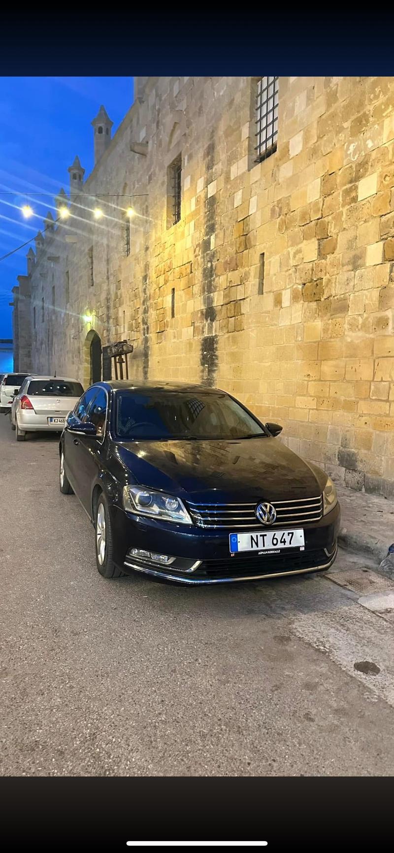Volkswagen Passat — 1/9