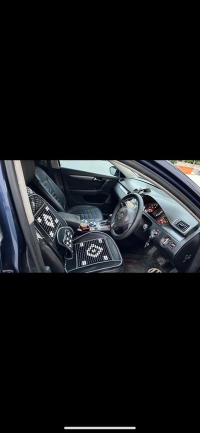 Volkswagen Passat — 4