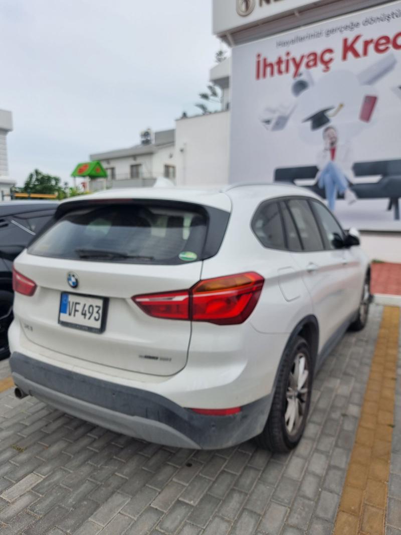 BMW X1 — 1/7