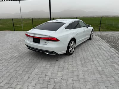Audi A7 — 8