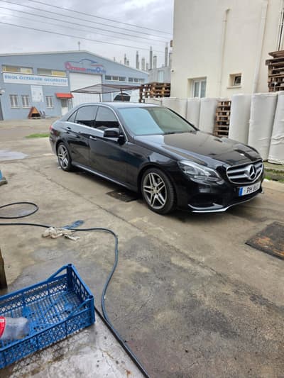 Mercedes-Benz E 220 — 4