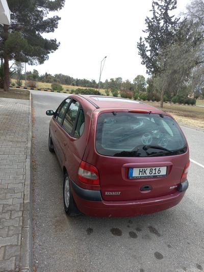 Renault Grand Scenic — 7