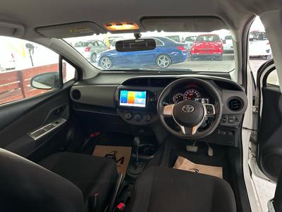 Toyota Vitz — 6