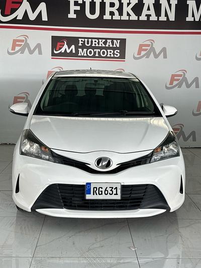 Toyota Vitz — 8