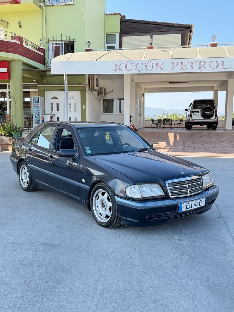 1998 Mercedes-Benz C 180