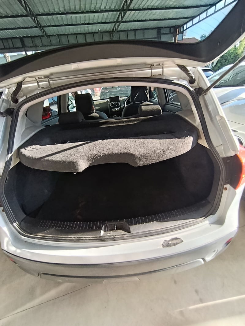 Nissan Dualis — 7