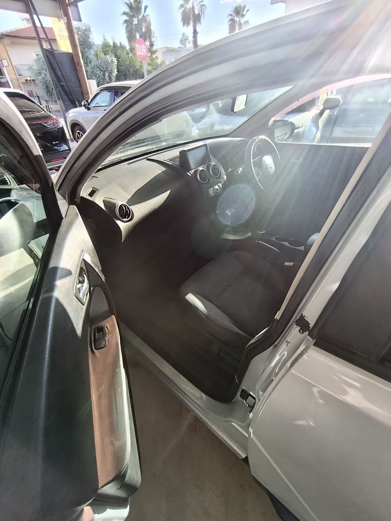 Nissan Dualis — 8
