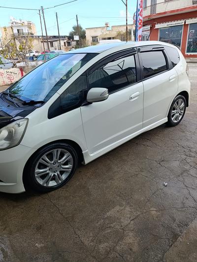 Honda Fit — 7