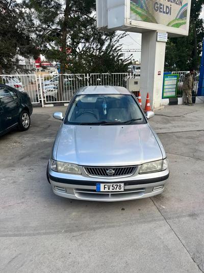 Nissan Sunny — 3