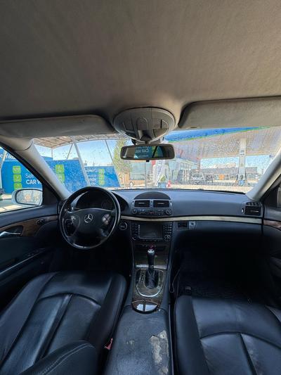 Mercedes-Benz E 220 — 6