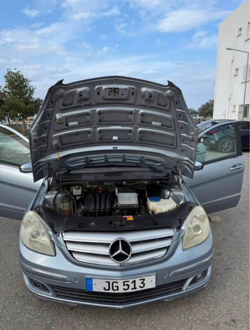 Mercedes-Benz B 180 — 3
