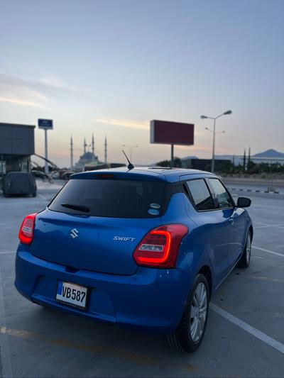 Suzuki Swift — 4