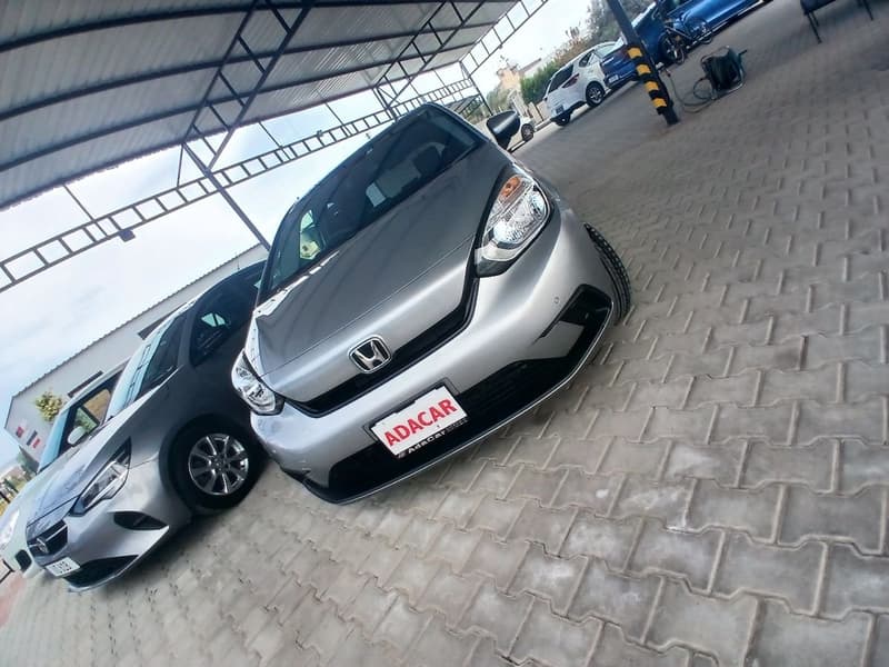 Honda Fit — 1/6