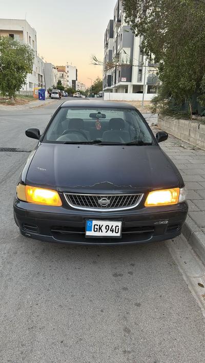2002 Nissan Sunny