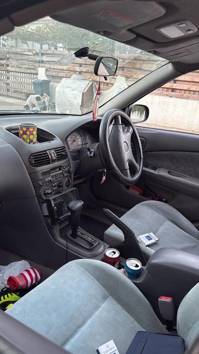 Nissan Sunny — 5