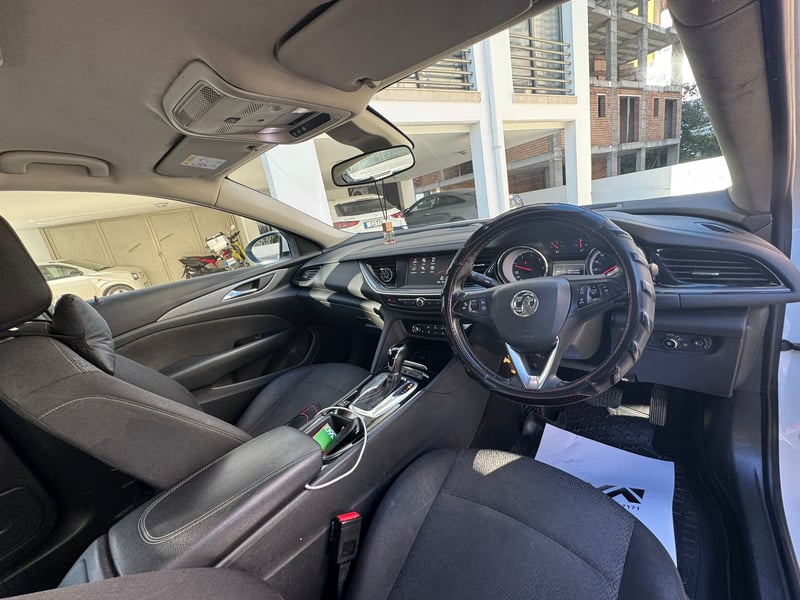 Opel Insignia — 6