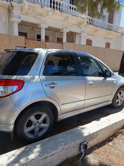 Suzuki SX4 — 4