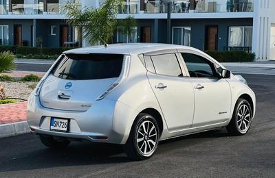 Nissan Leaf — 2