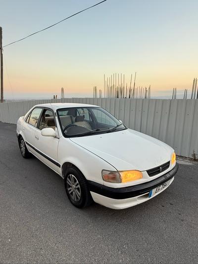 Toyota Corolla — 1