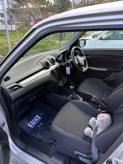 Suzuki Swift — 6