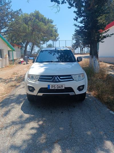 Mitsubishi L200 — 1