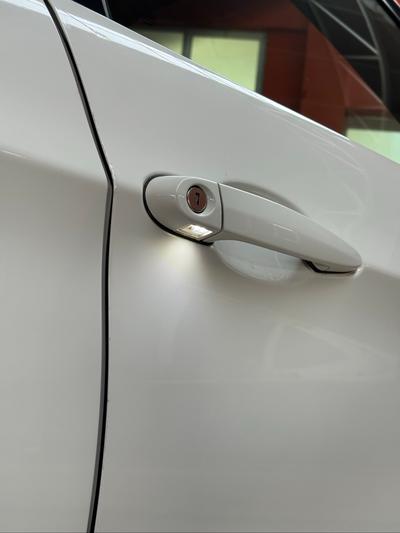 BMW 320i — 8