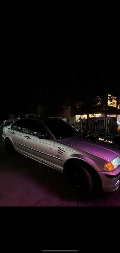 BMW 318i — 6