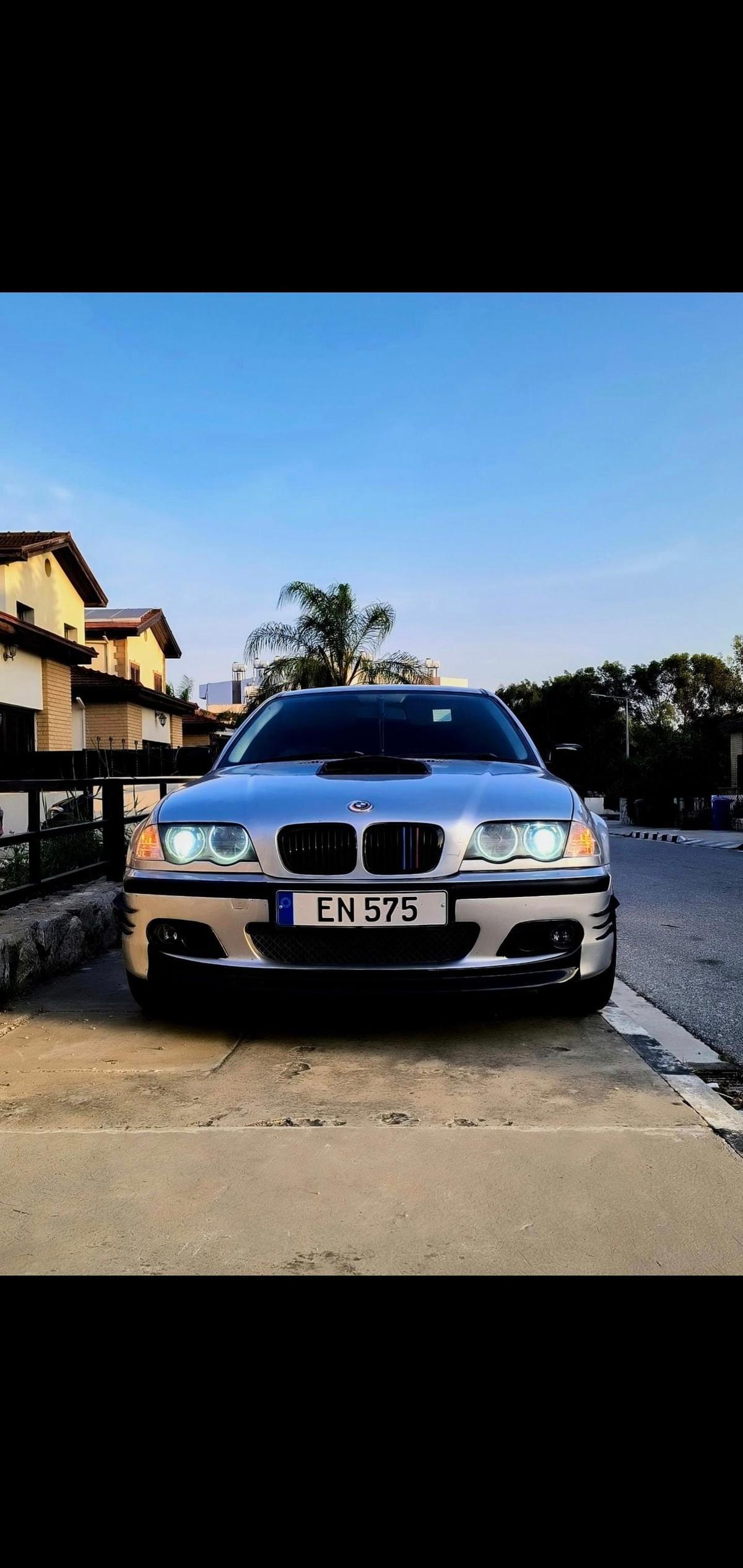 1999 BMW 318i 2