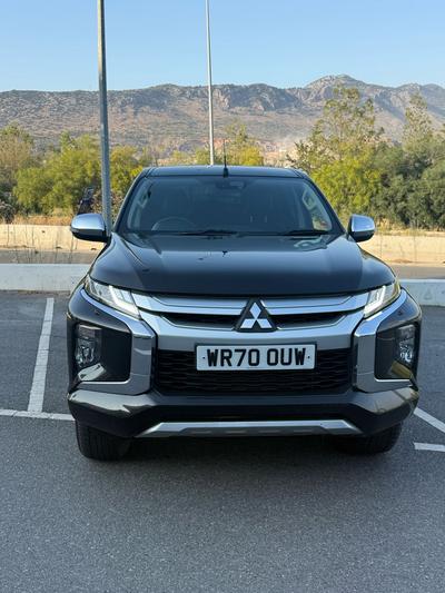 Mitsubishi L200 — 1