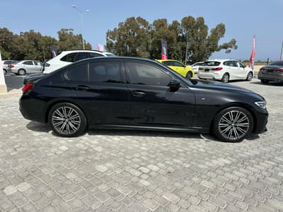 BMW 320i — 6