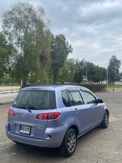 Mazda Demio — 3