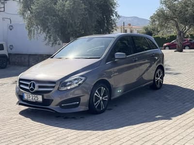 Mercedes-Benz B 180 — 2