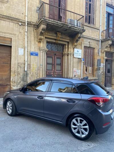 Hyundai i20 — 4