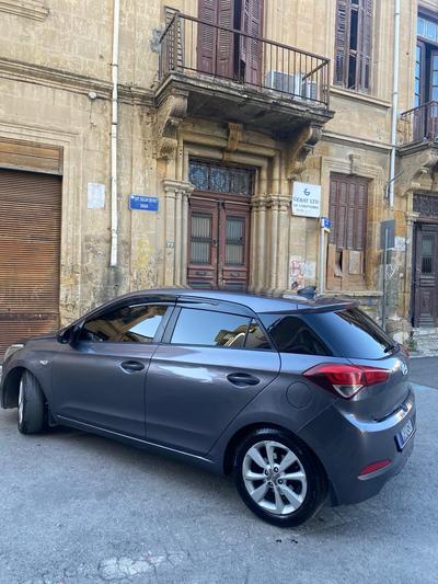 Hyundai i20 — 10