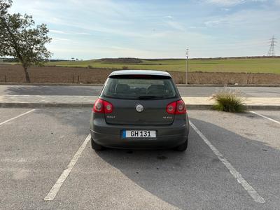 Volkswagen Golf — 6