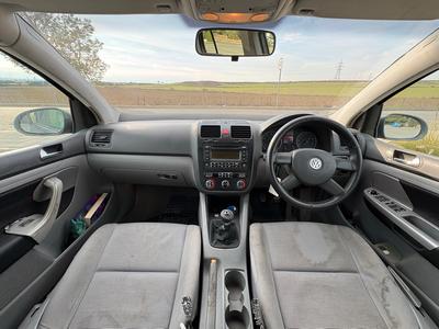 Volkswagen Golf — 7