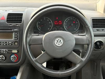 Volkswagen Golf — 8