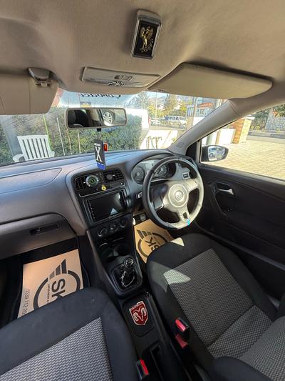 Volkswagen Polo — 7
