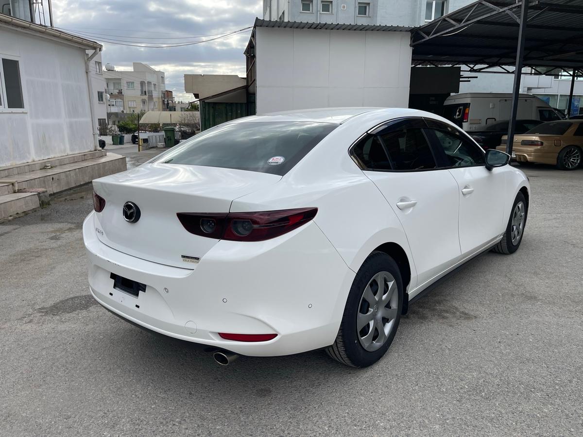 2021 Mazda 3 4