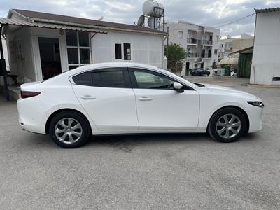 Mazda 3 — 6