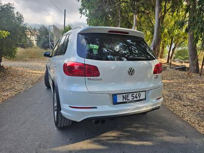 Volkswagen Tiguan — 7
