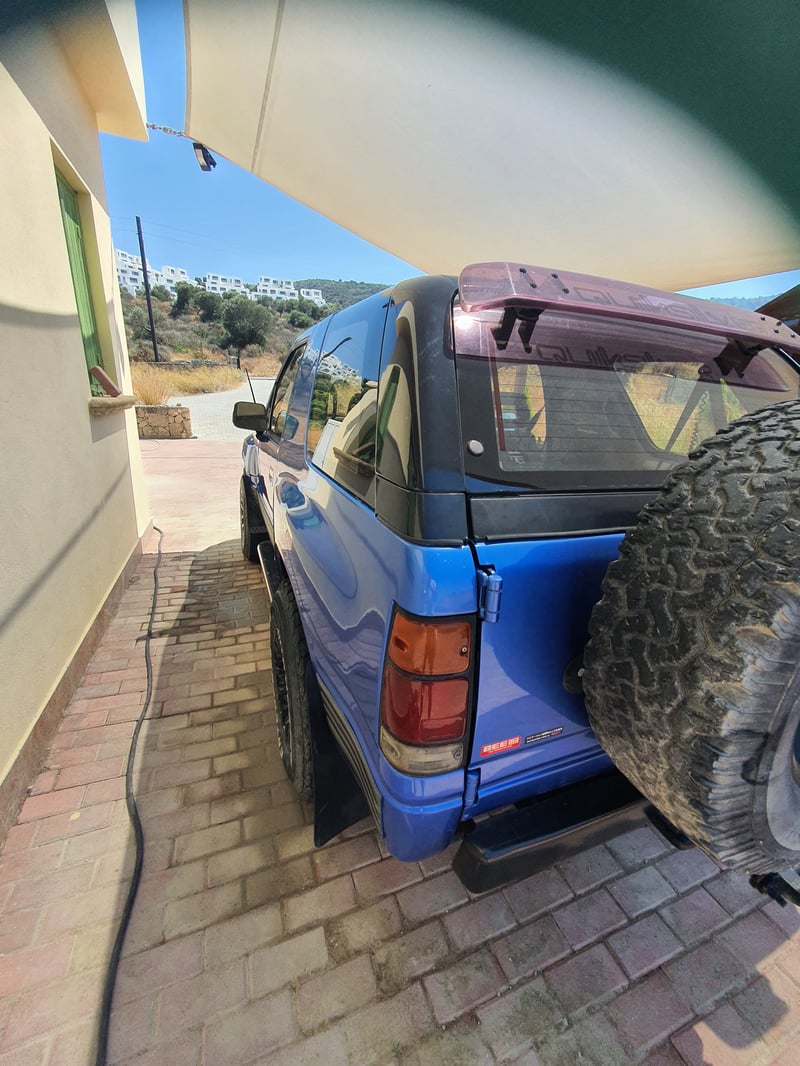 Isuzu MU — 5
