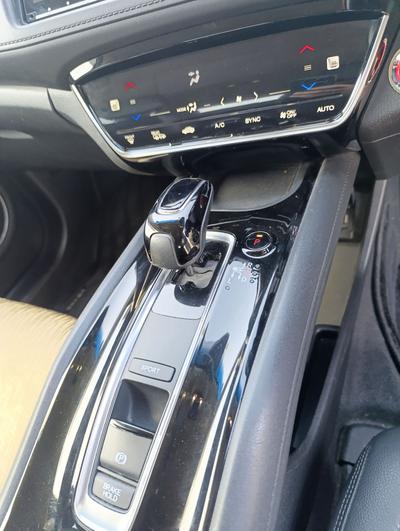 Honda Vezel — 7
